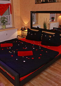 Liebesnest Bett